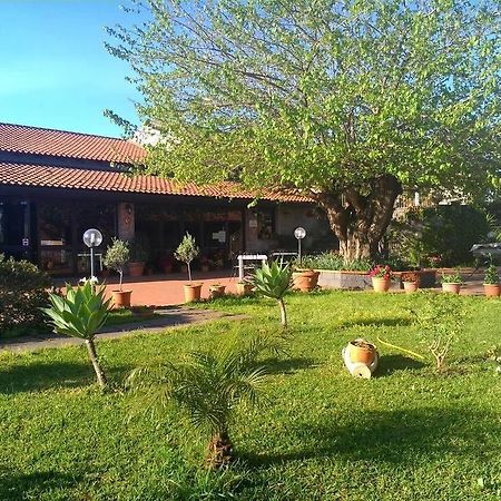 Agriturismo Il Pozzo Antico Mascali Ngoại thất bức ảnh