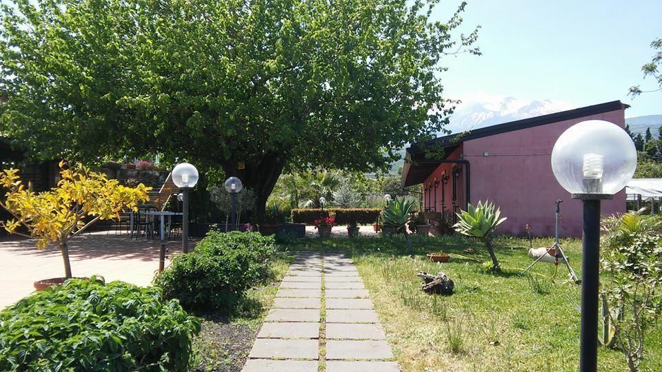 Agriturismo Il Pozzo Antico Mascali Ngoại thất bức ảnh