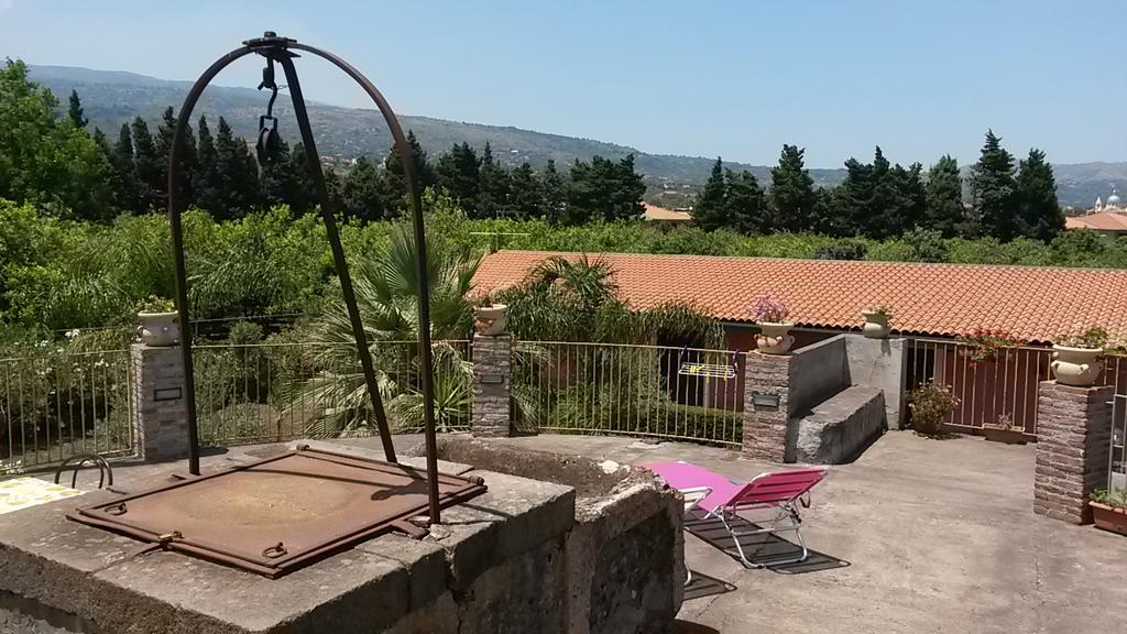 Agriturismo Il Pozzo Antico Mascali Ngoại thất bức ảnh