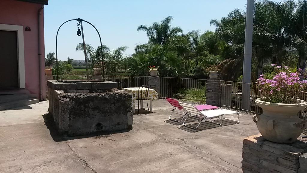 Agriturismo Il Pozzo Antico Mascali Ngoại thất bức ảnh