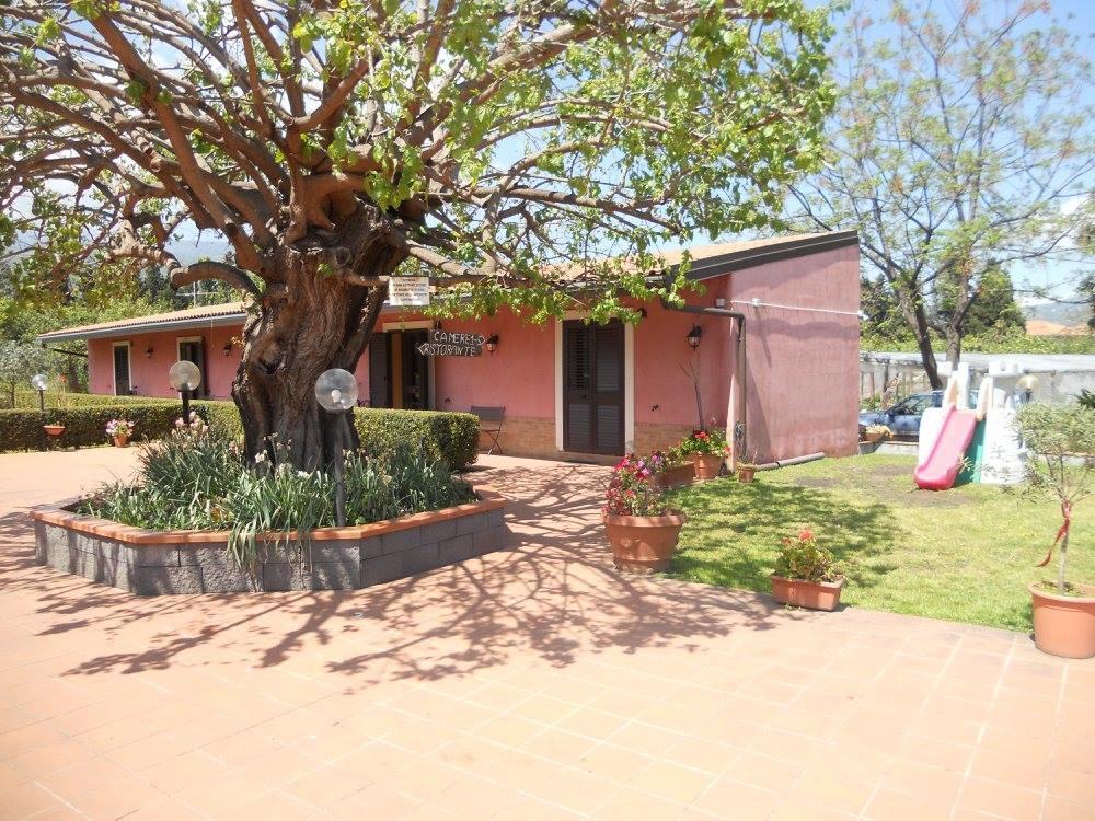 Agriturismo Il Pozzo Antico Mascali Ngoại thất bức ảnh