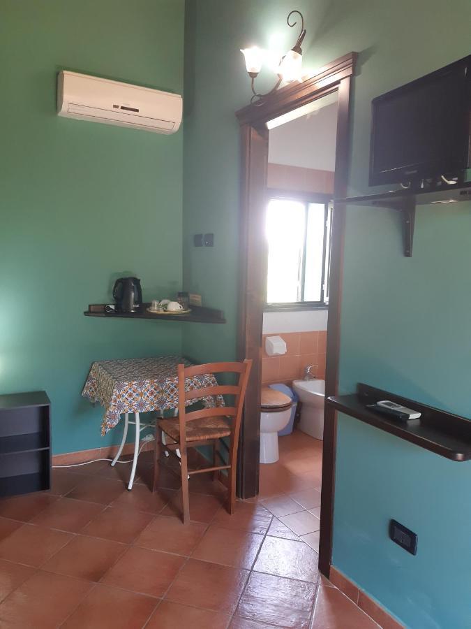 Agriturismo Il Pozzo Antico Mascali Ngoại thất bức ảnh